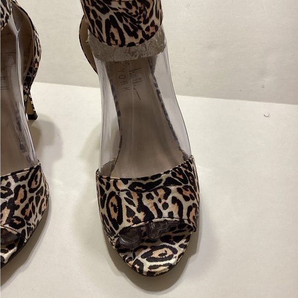 Nicole Miller New Castle Animal Print Open Toe Heel - Picture 3 of 8